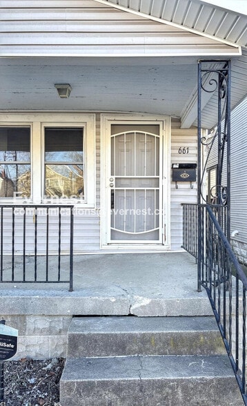 Building Photo - 661 S Burgess Ave