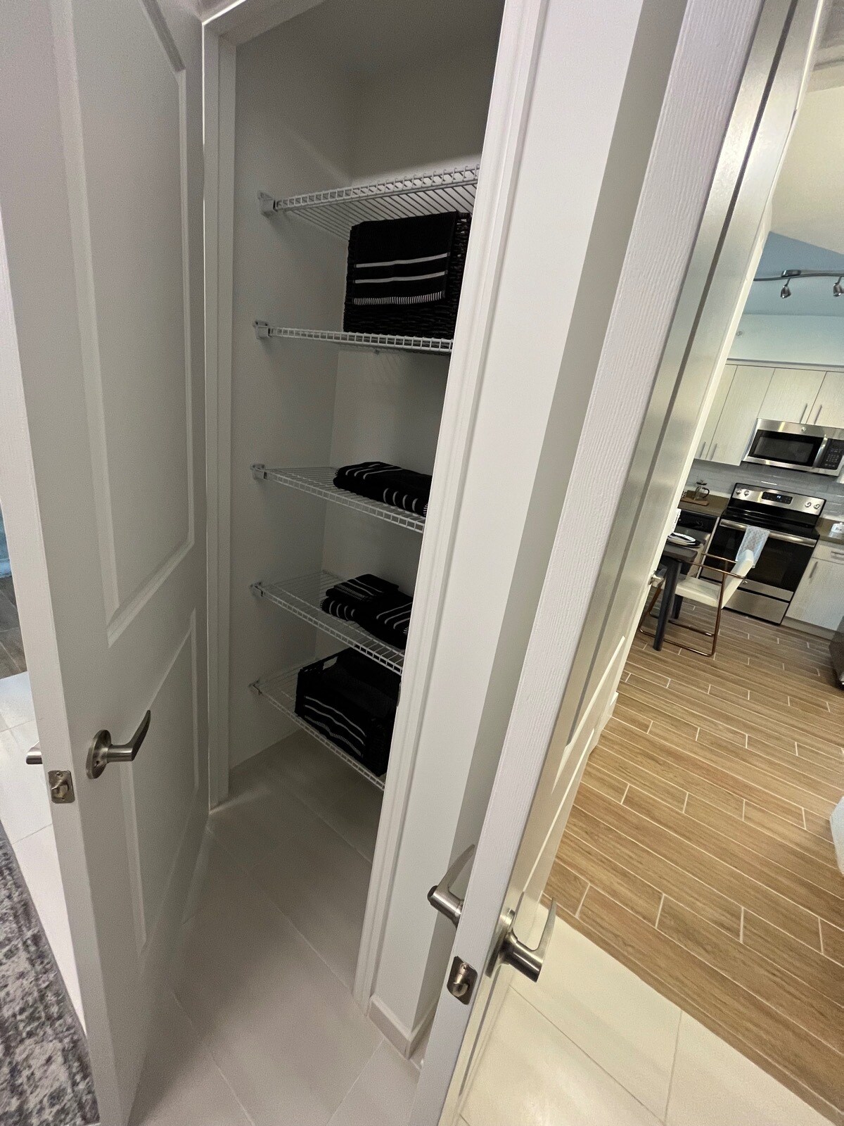 Building Photo - 2523 NE 183rd St