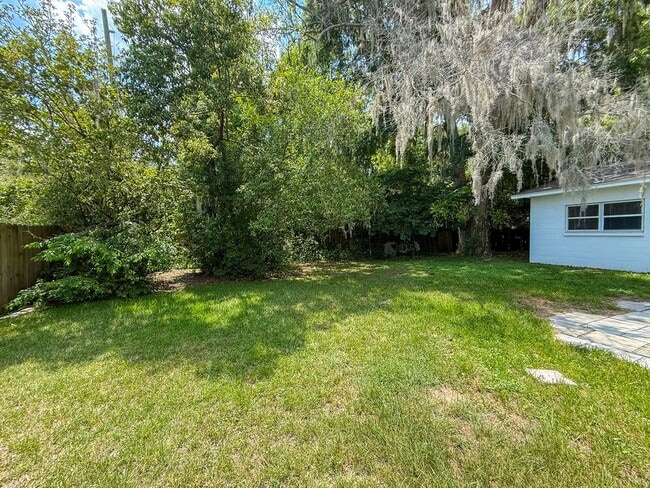 Building Photo - 3331 NW 27th Ave