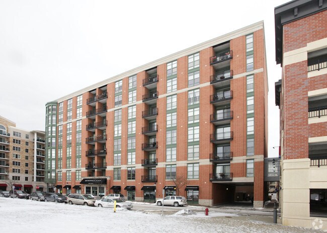 Building Photo - 121 W Campbell St