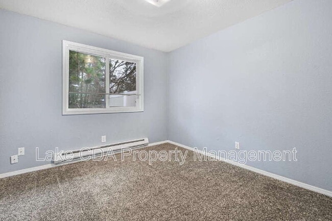 Building Photo - 1411 E Lunceford Ln