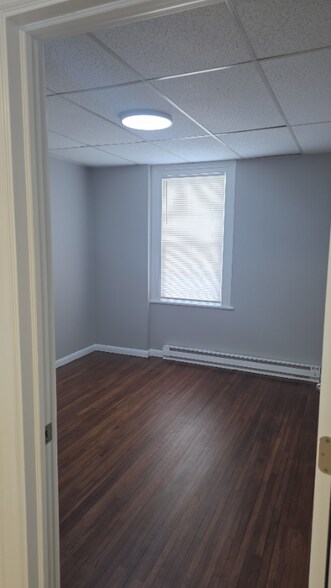 Building Photo - 6 Westville Ave