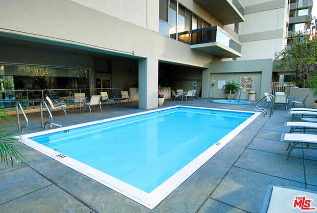 Building Photo - 10445 Wilshire Blvd