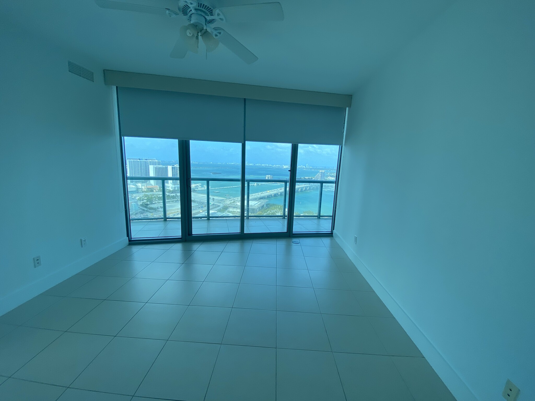 Building Photo - 888 Biscayne Blvd