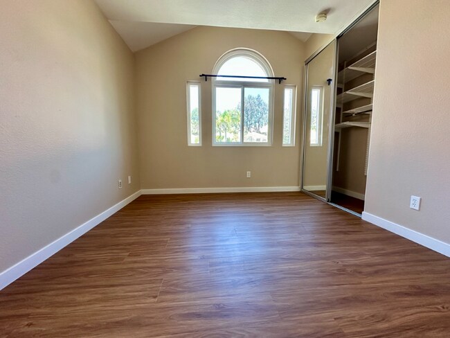 Building Photo - 1780 Crystal Ridge Way