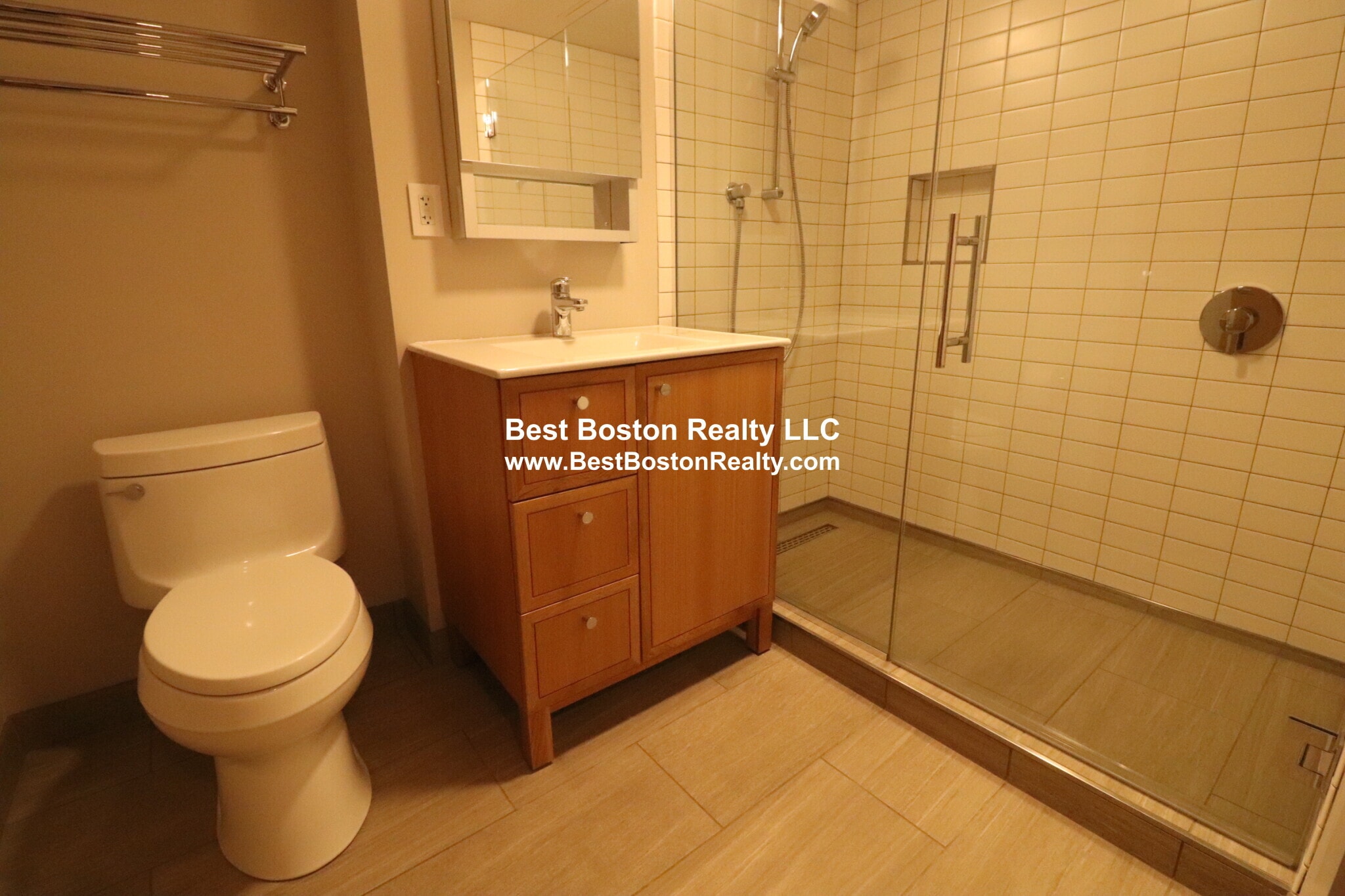 Building Photo - 115 Mt Auburn St