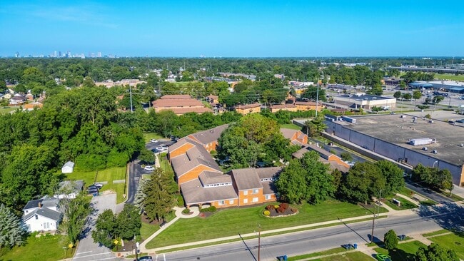 Building Photo - Maplewood Heights