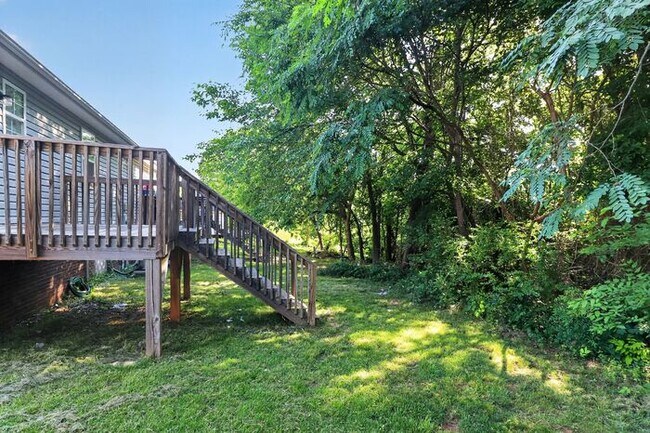 Building Photo - Well-Maintained 2BD/1BA Duplex in Concord, NC!
