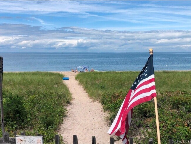 Building Photo - 171 Harbor Beach Rd