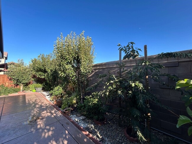 Building Photo - 456 St Jorge Ave