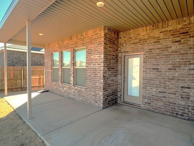 Building Photo - 9807 Viola Ave