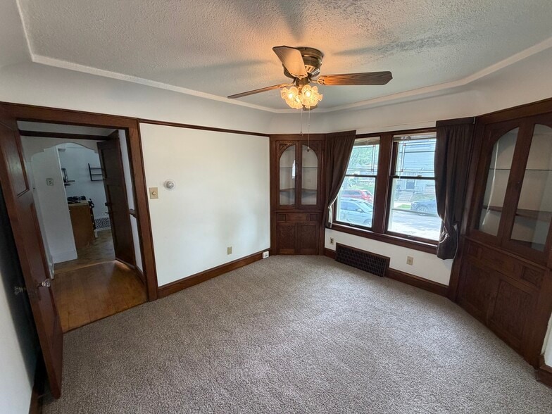 Building Photo - 2176 S 64th St