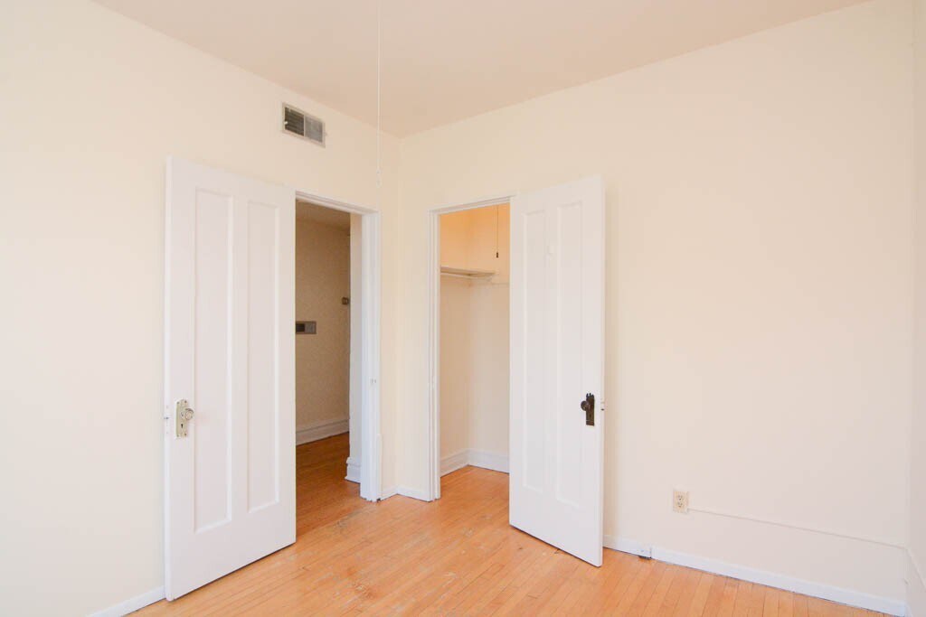 Building Photo - 2524 N Kedzie Blvd