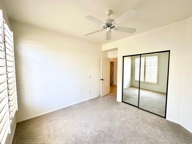 Building Photo - 15058 N 54th Way