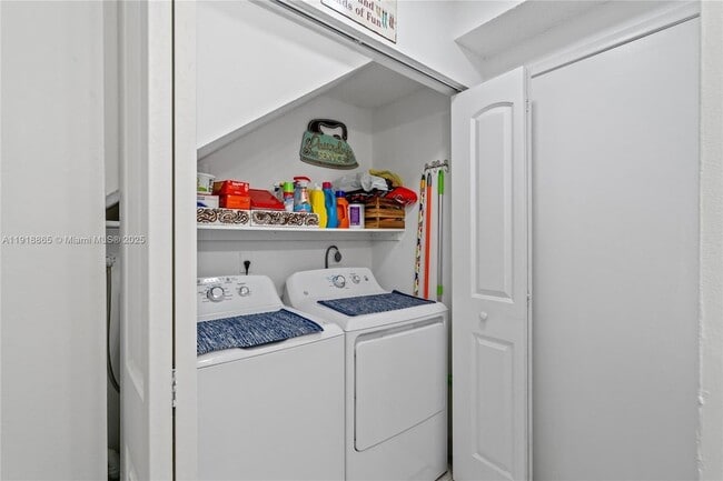 Building Photo - 13412 SW 62nd St