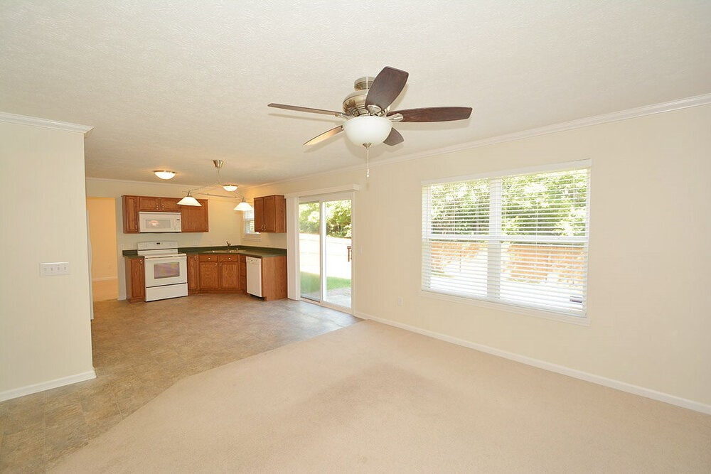 Building Photo - 3146 Crestwell Dr