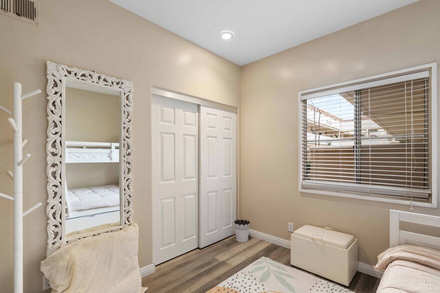 Building Photo - 5500 Torrance Blvd