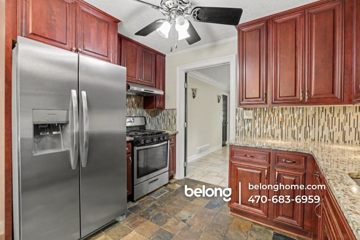 Building Photo - 609 Hickory Rd