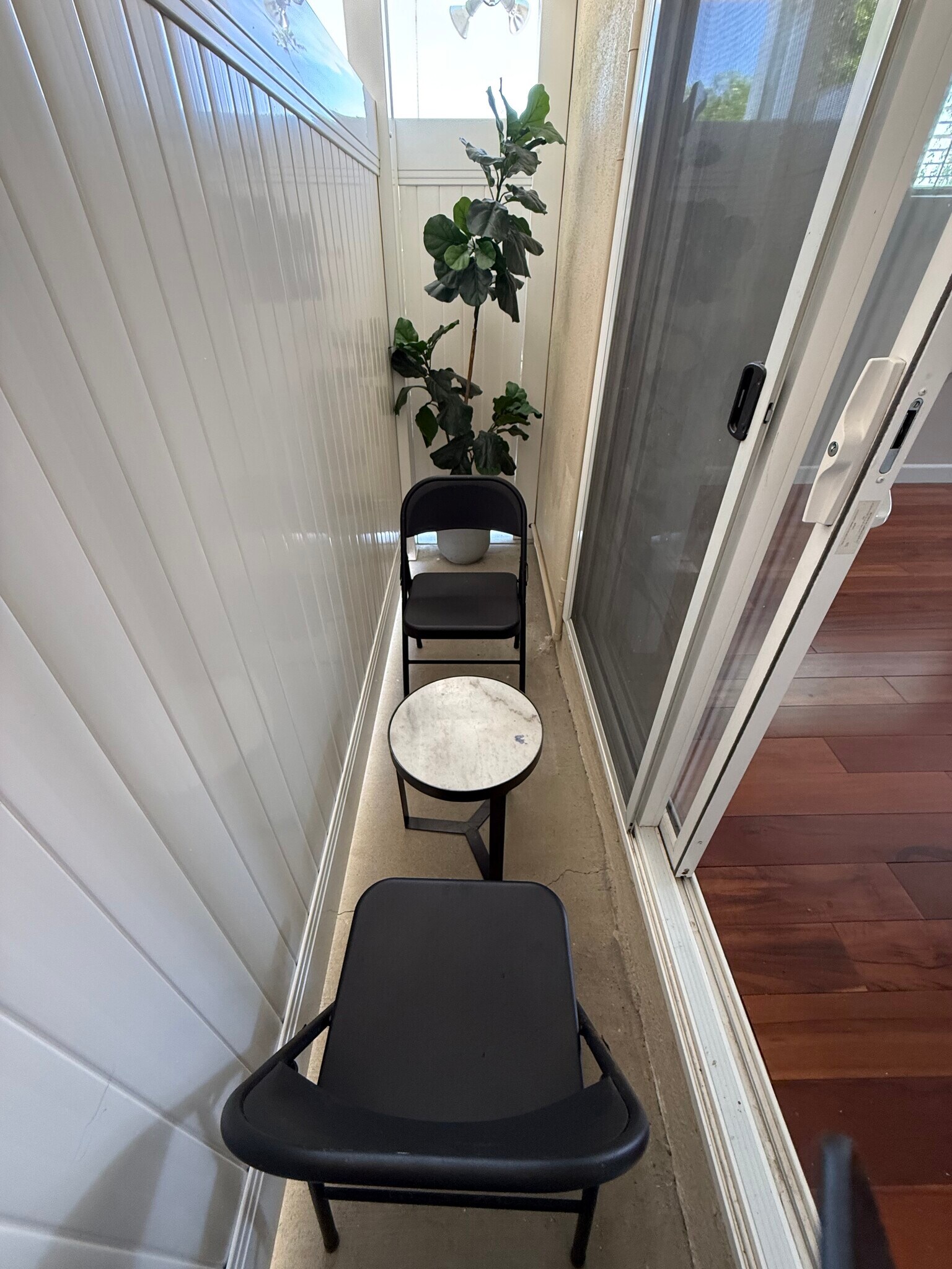 Building Photo - 20029 Ingomar St