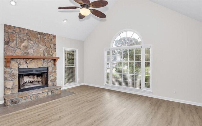 Building Photo - 1491 Pinyon Pl