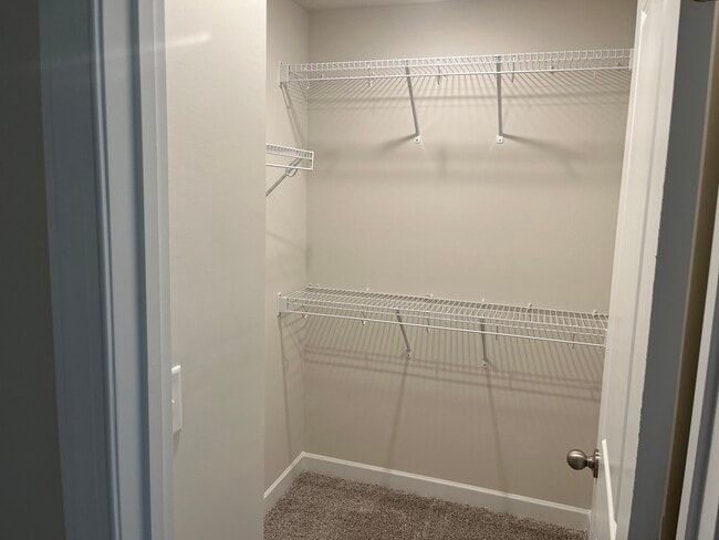 Building Photo - 2336 Belterra Dr