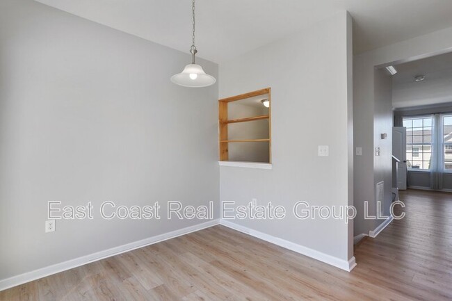 Building Photo - 15 Britania Ct