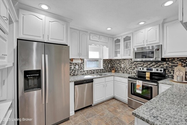 Building Photo - 7405 Ridan Way