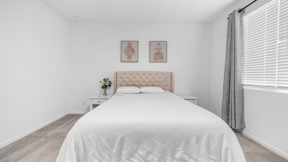 Building Photo - 4525 S 127th Ln