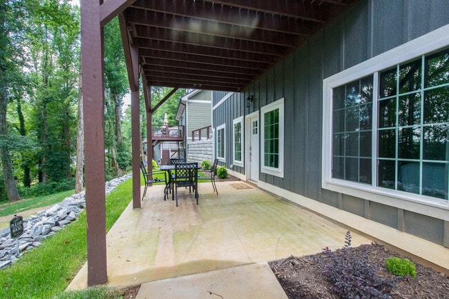 Building Photo - 2328 Greater Druid Hills Blvd