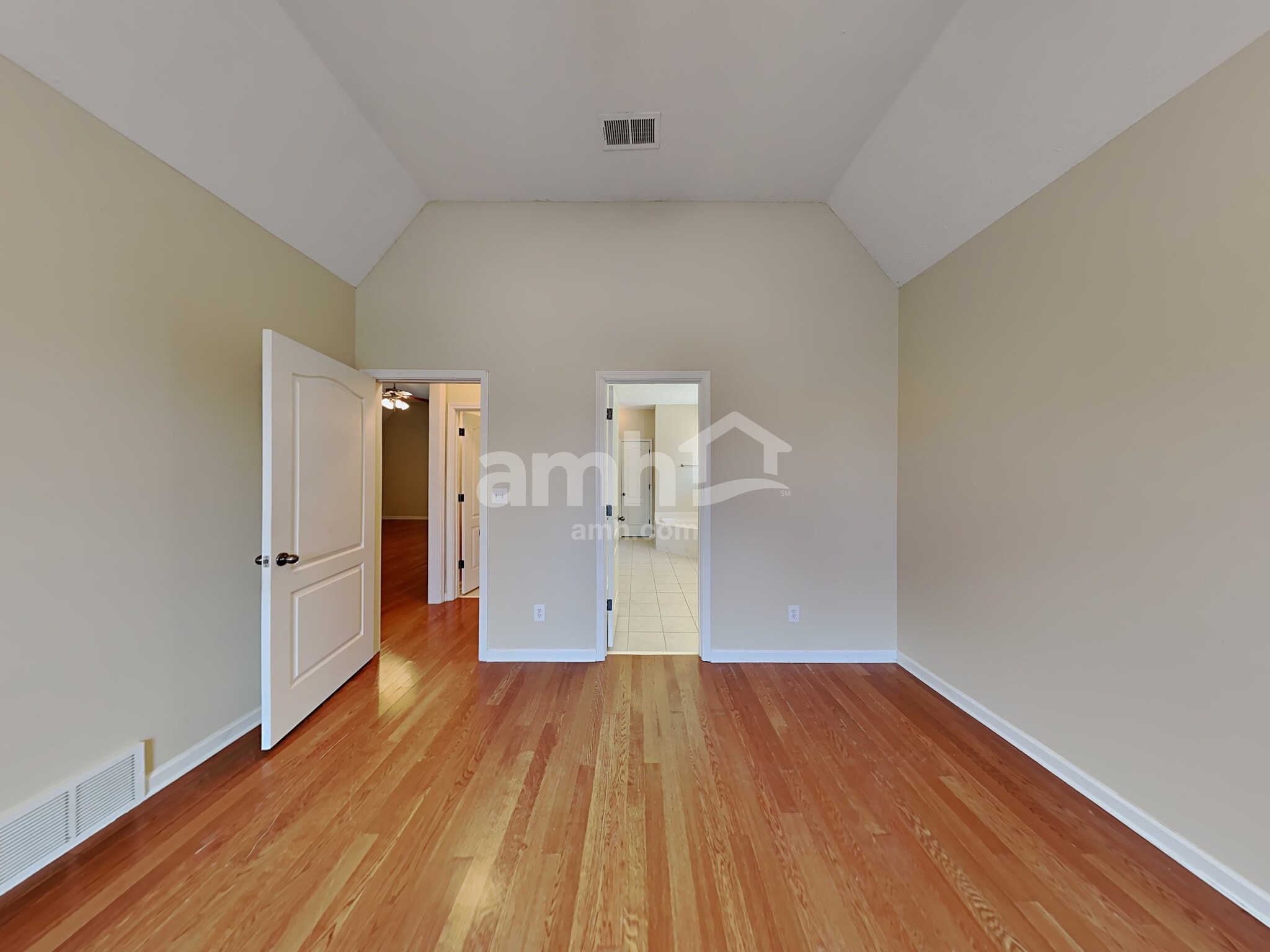 Building Photo - 9619 Morning Shadow Dr