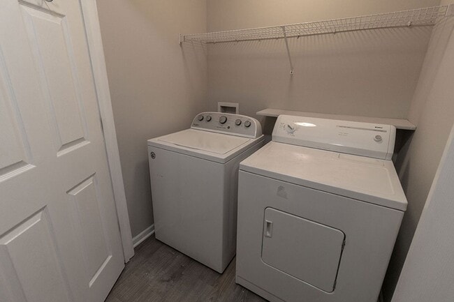 Building Photo - 4012-4014 Arctic Fox Dr.