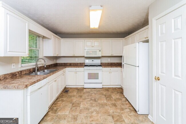 Building Photo - 24 Garner Farm Dr