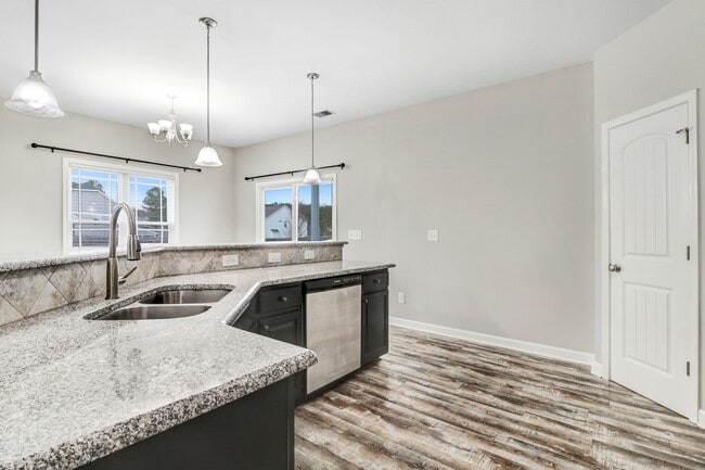 Building Photo - 228 Planters Ridge Dr