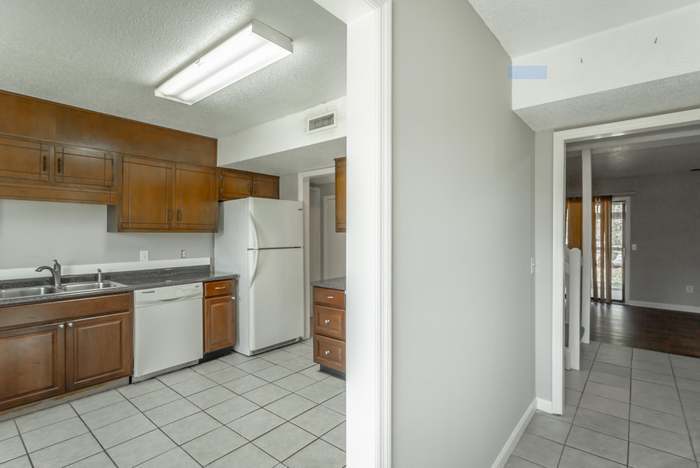 Building Photo - 1405A Stratton Place Dr