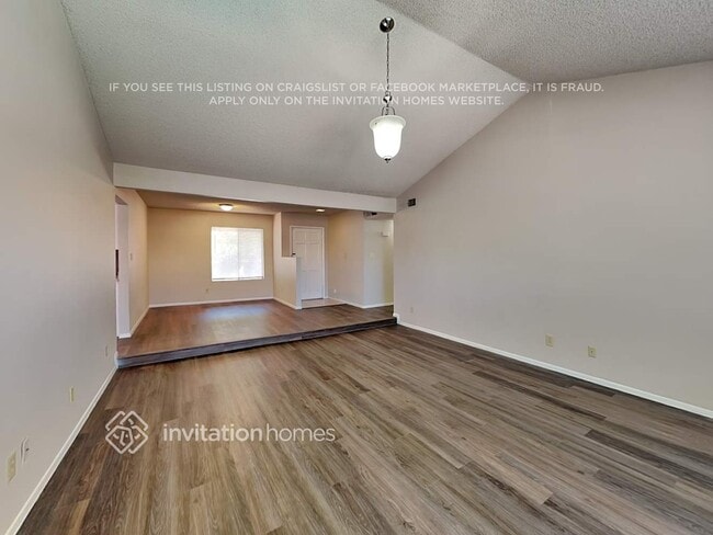 Building Photo - 9838 N 48th Dr