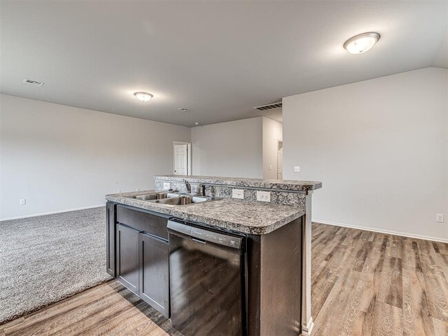 Building Photo - 1125 S Appaloosa Ln