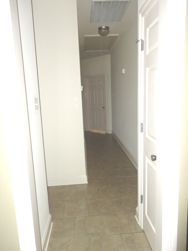 Building Photo - Shenandoah area 3BR/2BA house with dbl garage