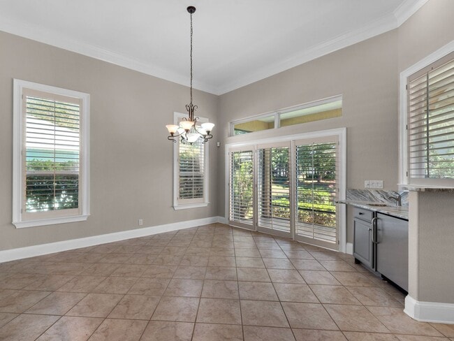 Building Photo - Gorgeous 3B/2.5B Home in Emerald Lakes Gat...