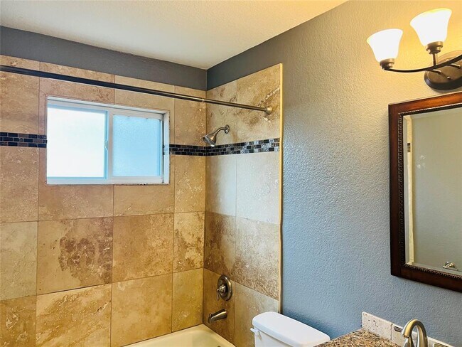 Building Photo - 2309 Granberry Dr