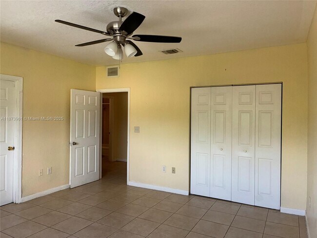 Building Photo - 28115 SW 143rd Ct