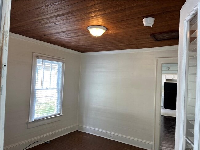 Building Photo - 1603 Tallulah St NW