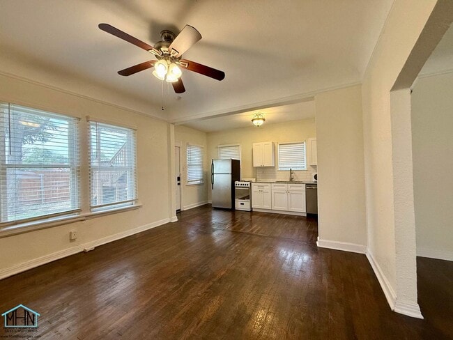 Building Photo - 1344 Fulton Ave