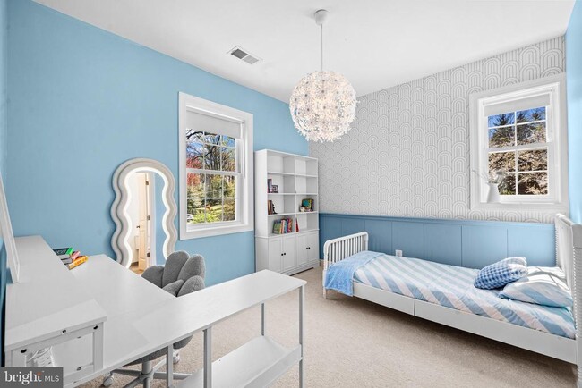 Building Photo - 3803 Estel Rd