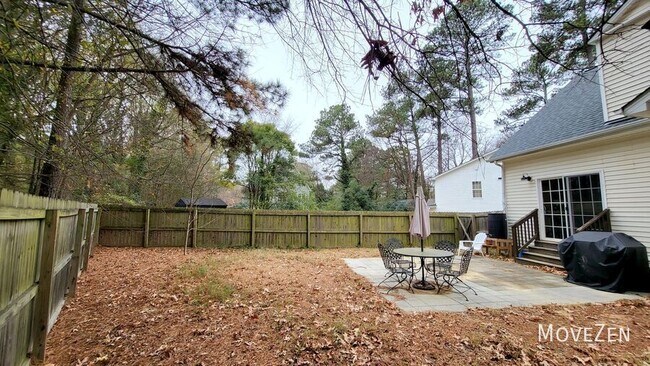 Building Photo - 1721 E Lenoir St