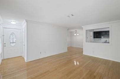 Building Photo - 1709 Augusta Dr
