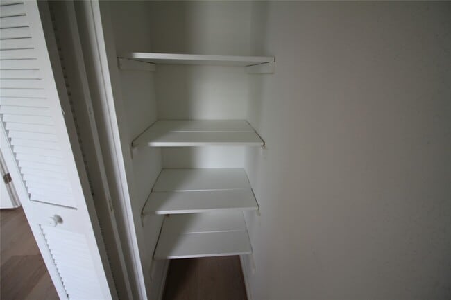 Building Photo - 5400 Sheldon St