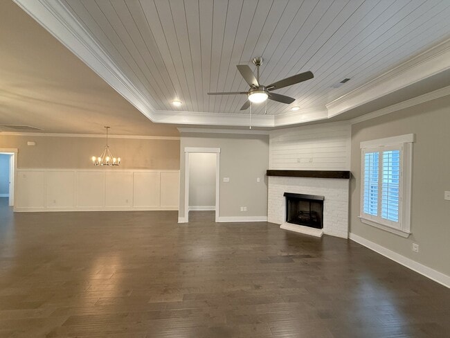 Building Photo - 408 Raleigh Elm Dr