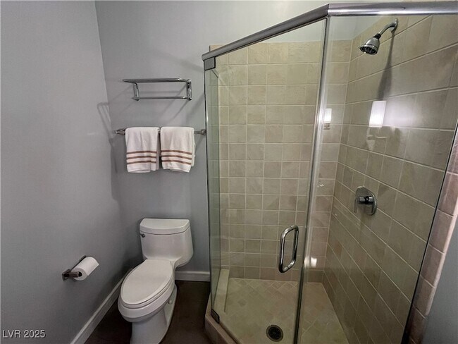 Building Photo - 200 Hoover Ave