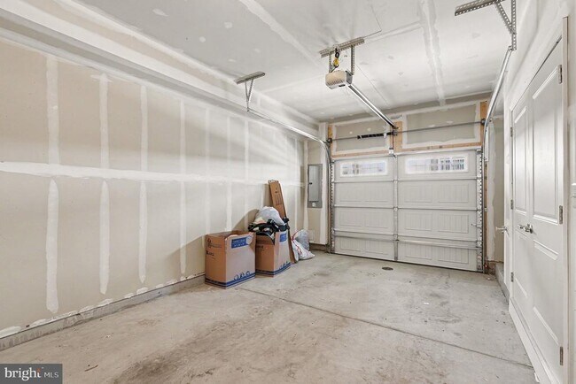 Building Photo - 4706 Torrey Ln