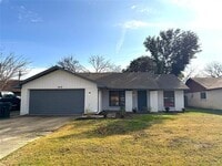 Building Photo - 1612 Fairfield Dr